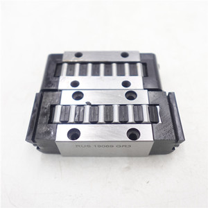 Linear slide roller bearing rail block RUS series